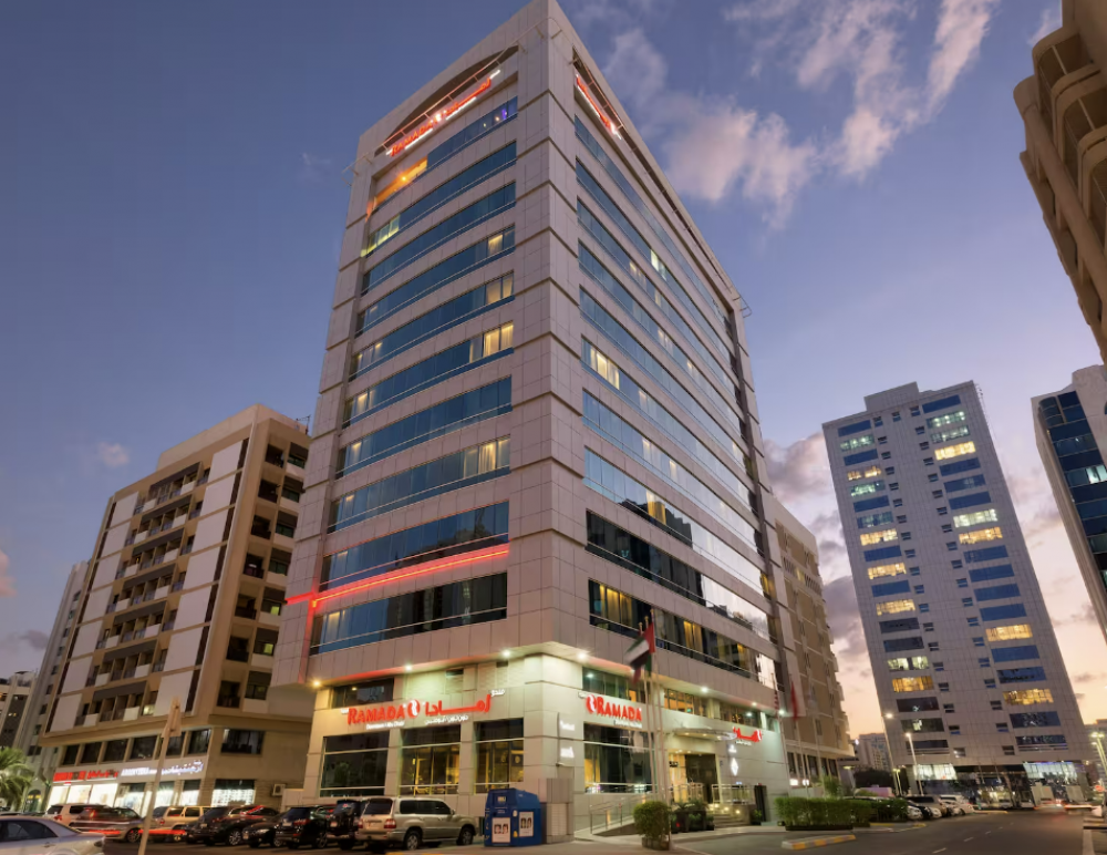 Ramada by Wyndham Abu Dhabi Downtown 4*