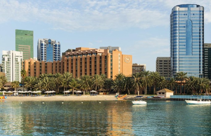 Sheraton Abu Dhabi Hotel & Resort 5*