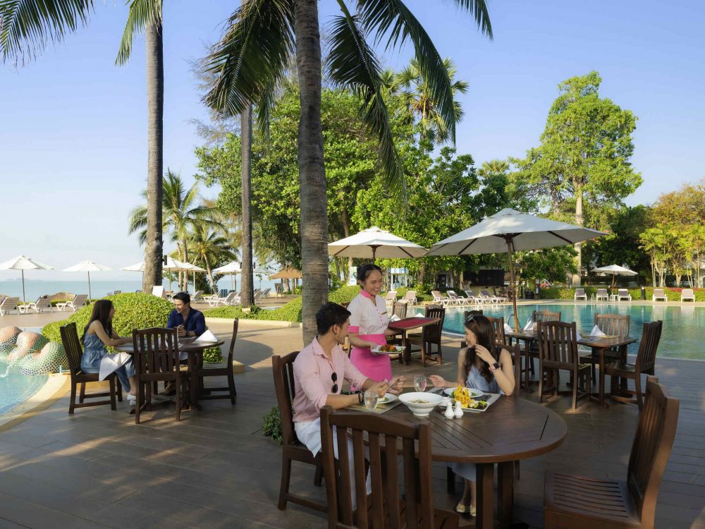 Novotel Rayong Rim Pae Resort 4*