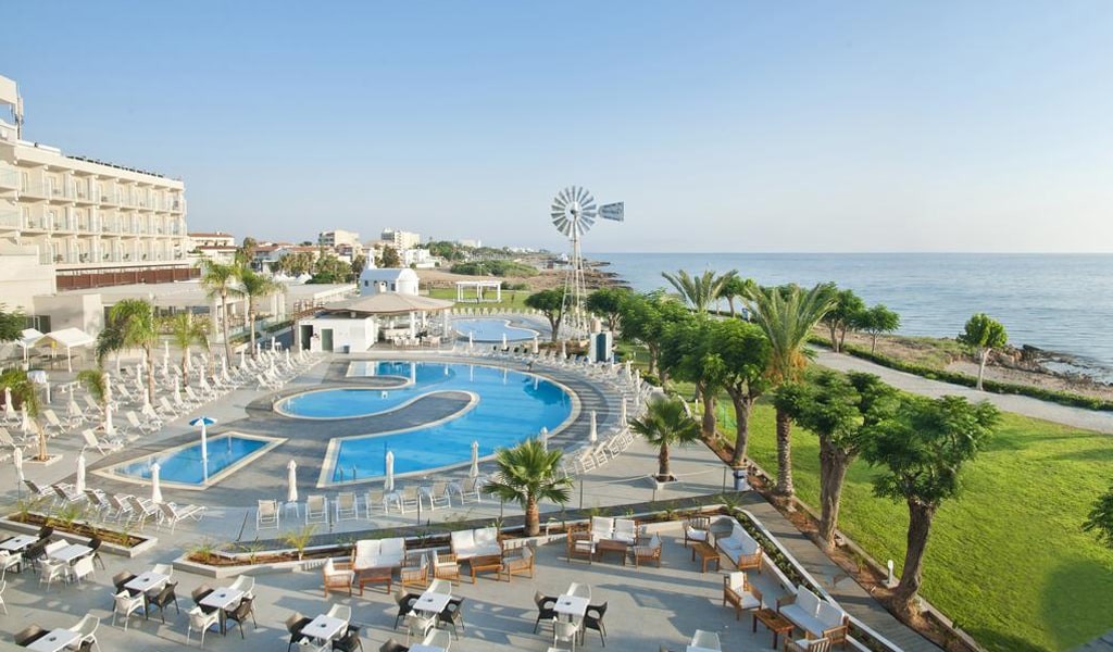 Pernera Beach Hotel 4*