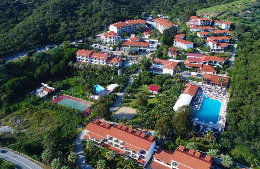 Aristoteles Holiday Resort & SPA 4*