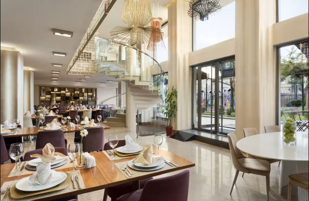 Ramada By Wyndham Istanbul Grand Bazaar 4*