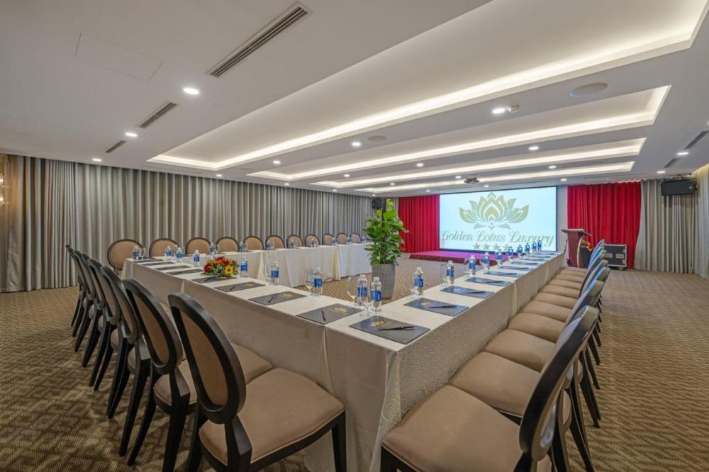Golden Lotus Luxury 4*