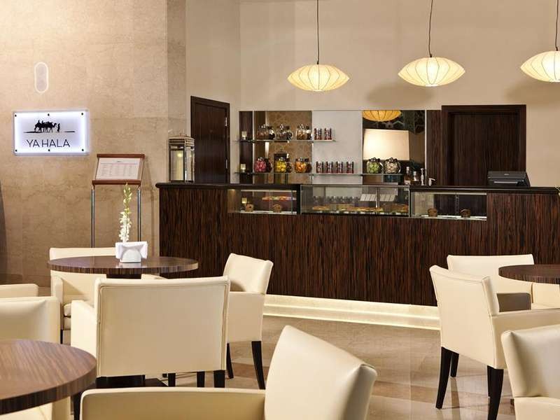 Hilton Doha 5*