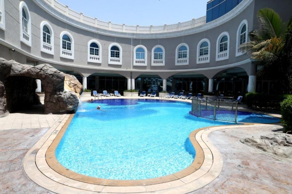 Sharjah Premiere Hotel & Resort 3*