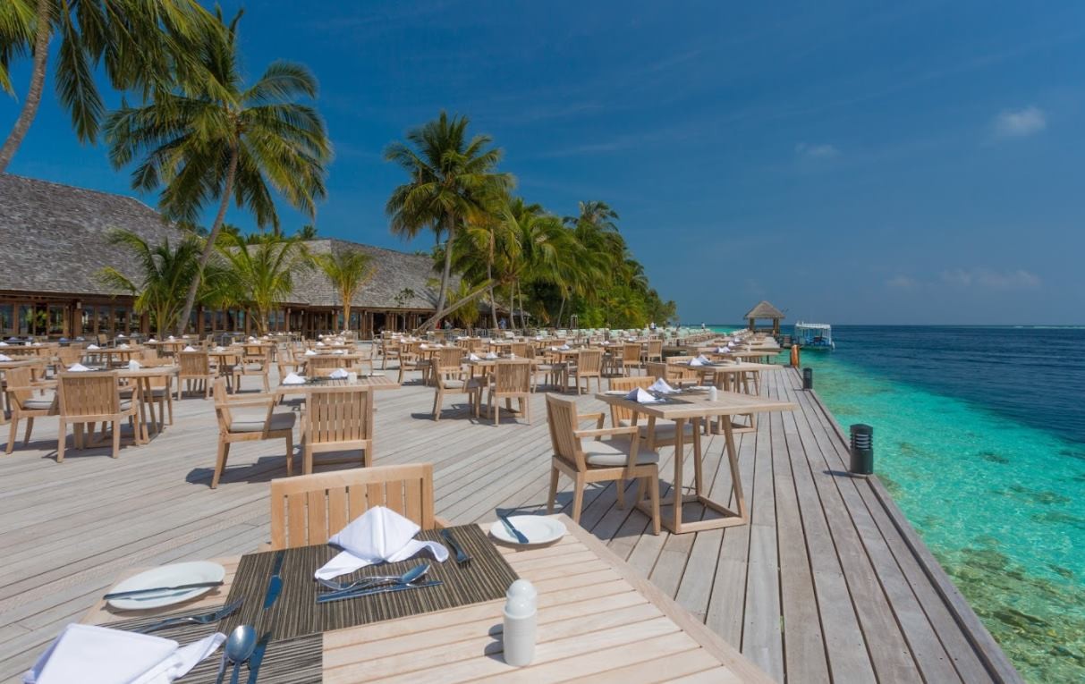 Vilamendhoo Island Resort & Spa 4*