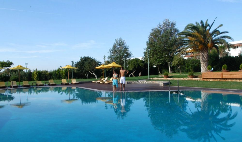 Grand Resort Lagonissi 5*