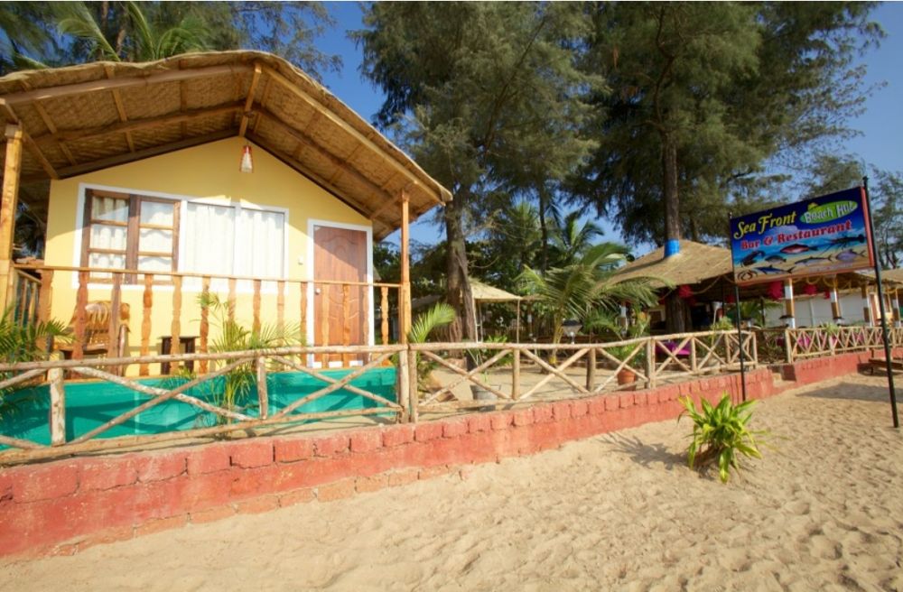 Seafront Beach Huts Patnem 