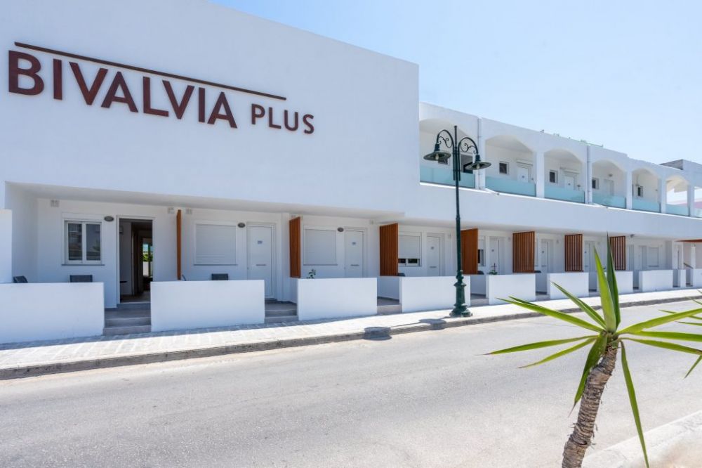 Bivalvia Beach Plus Apartments 4*