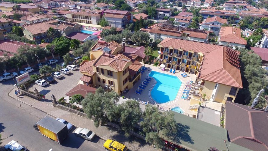 Belcehan Beach Hotel 4*