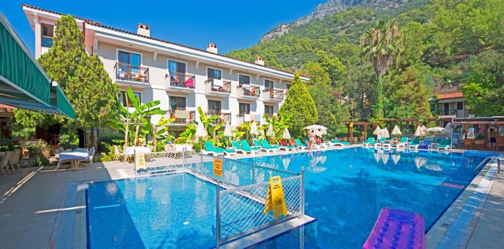 Perdikia Beach Hotel 3*