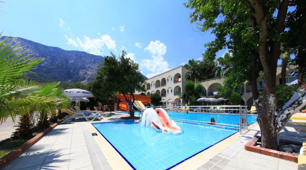 Hotel Golden Sun 3*