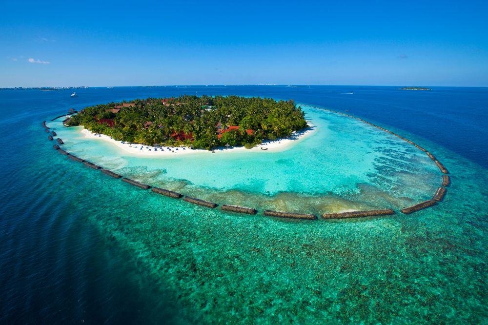 Kurumba Maldives 5*