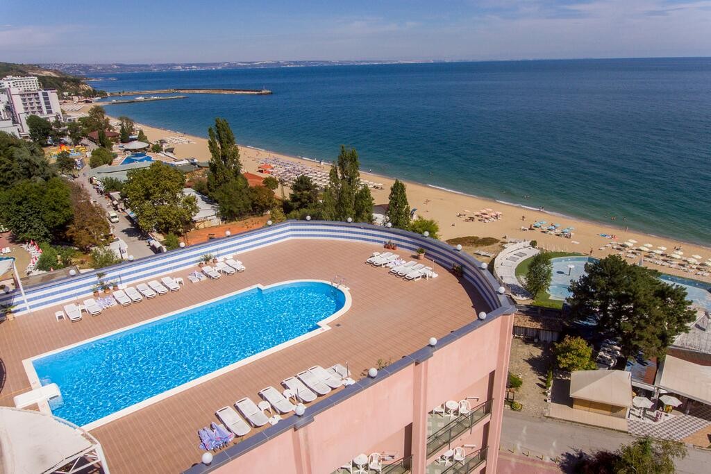 Lilia Golden Sands 4*