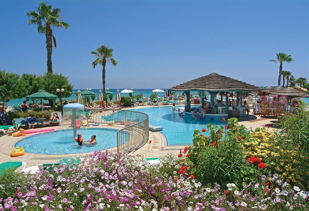 Sunrise Beach Hotel 4*