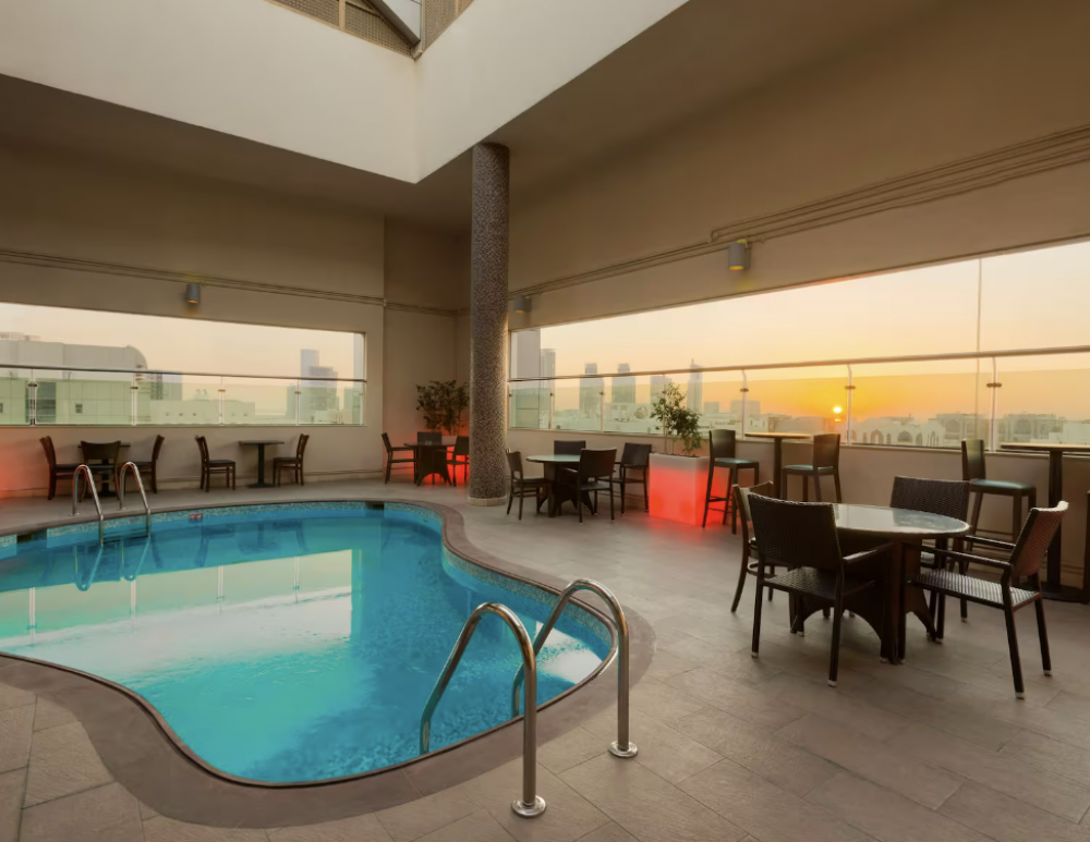 Ramada by Wyndham Abu Dhabi Downtown 4*