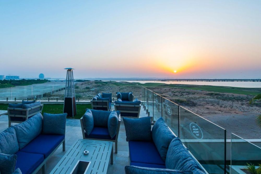 Crowne Plaza Abu Dhabi Yas Island 4*