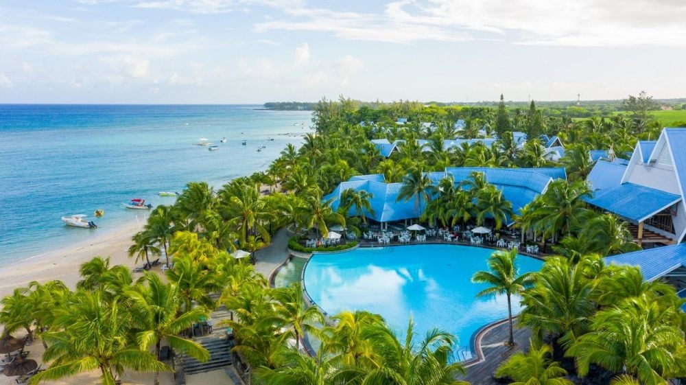 Victoria Beachcomber Resort & SPA 4*