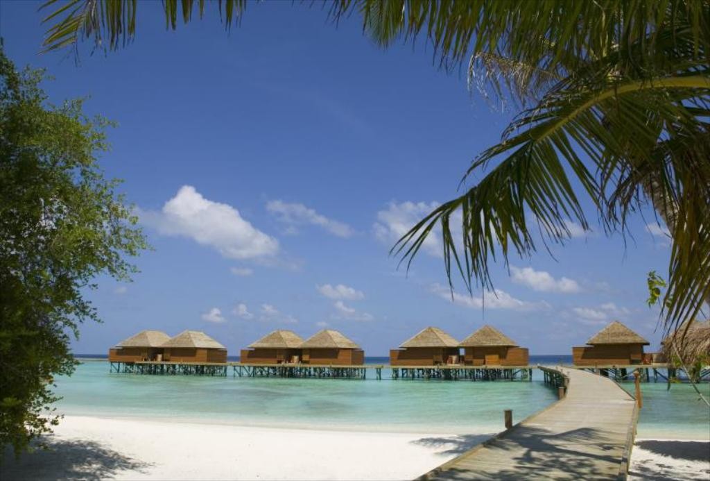 Veligandu Island Resort 4*