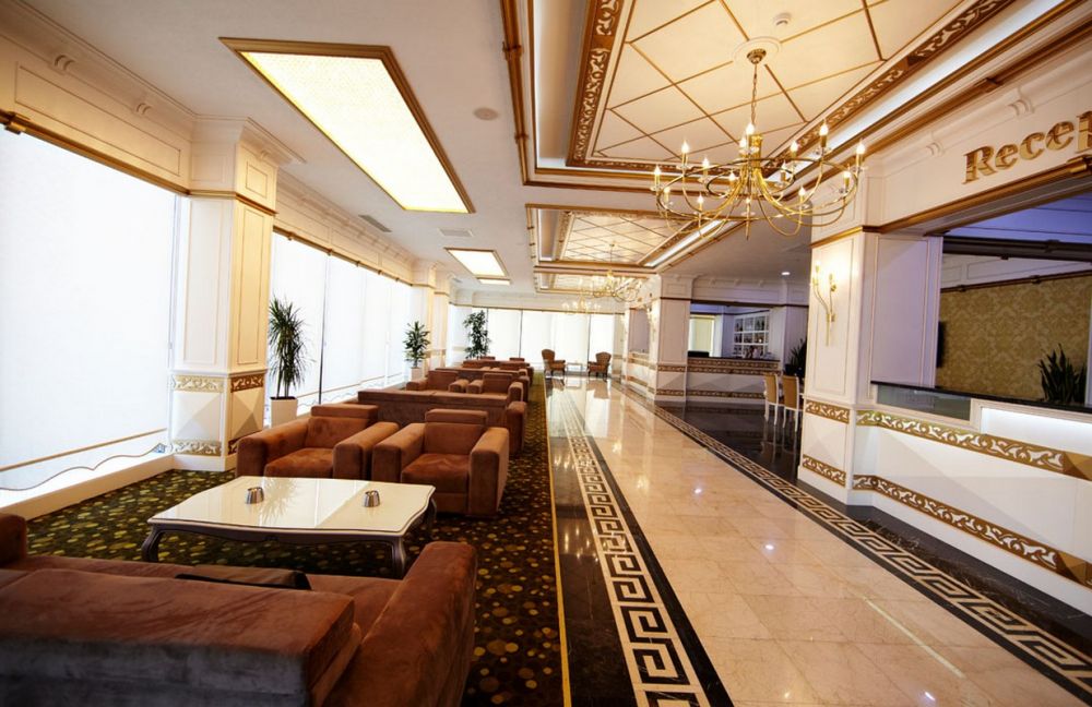 Divan Express Hotel Baku 5*