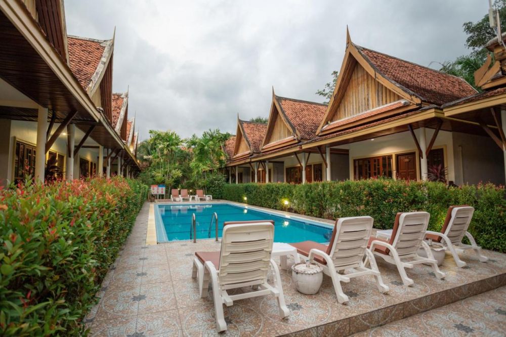 Bangtao Village Resort 3*