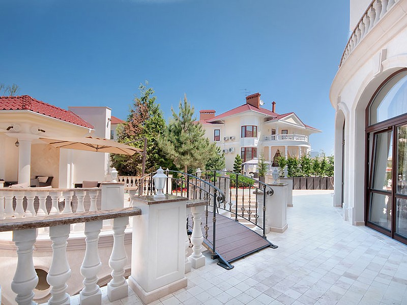 Villa le Premier 5*