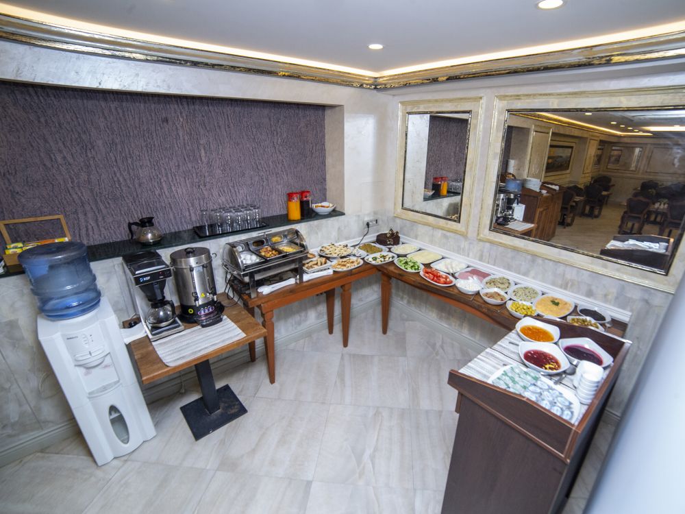 HHK Downtown Hotel 4*