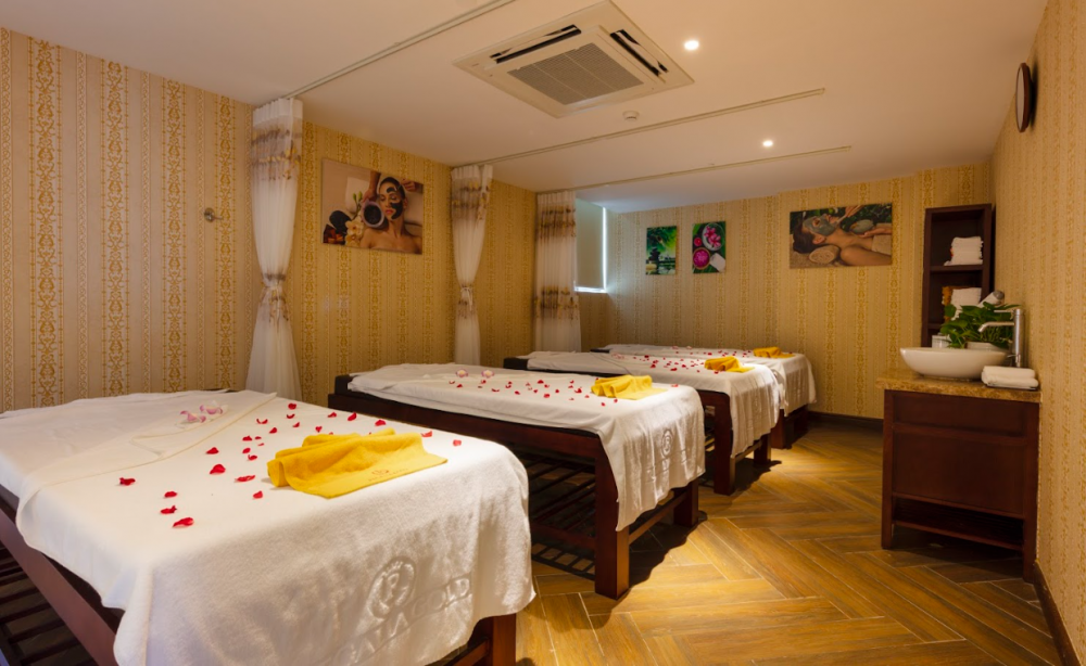 Regalia Gold Hotel Nha Trang 5*