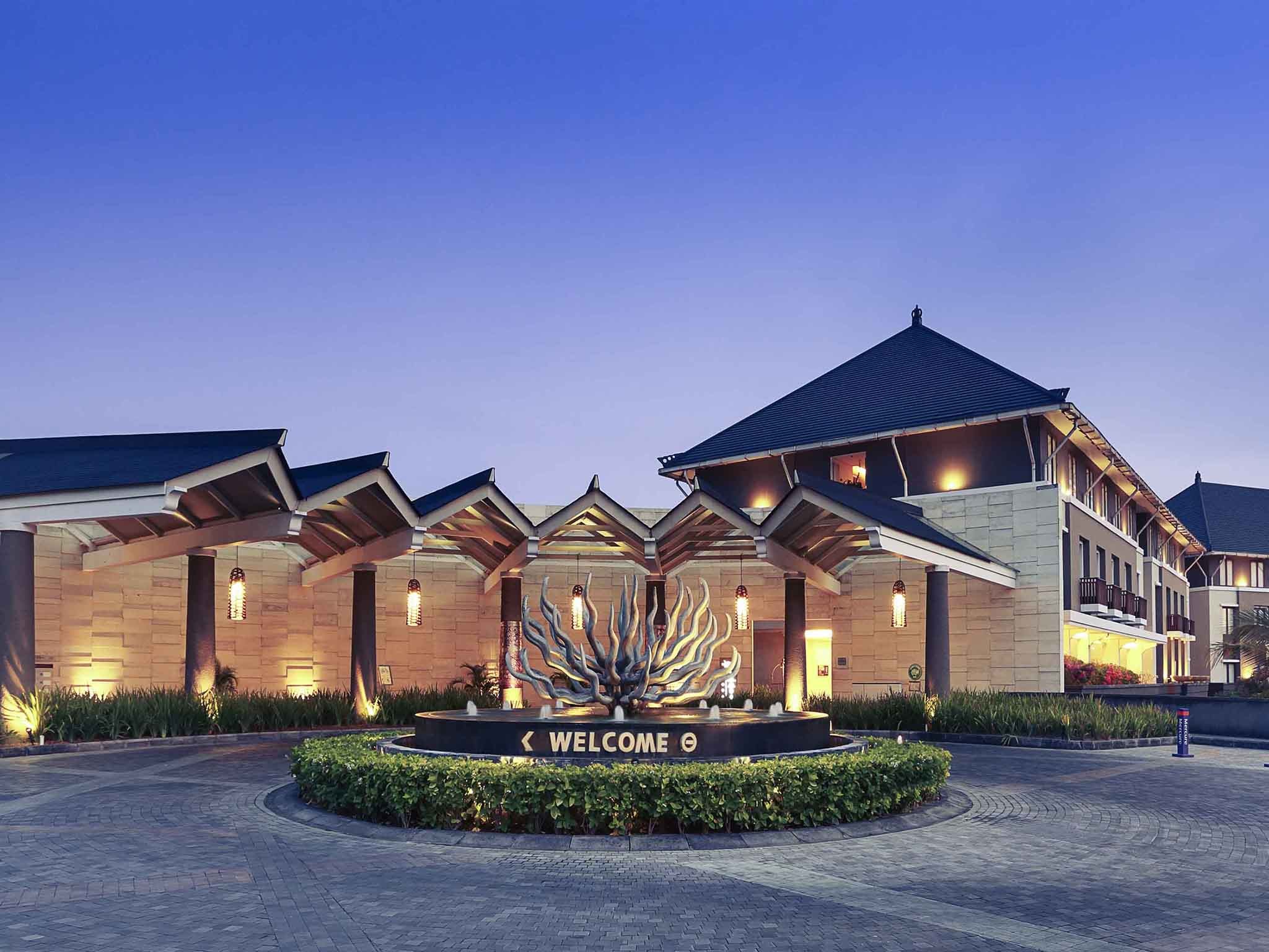 Mercure Bali Nusa Dua 4*