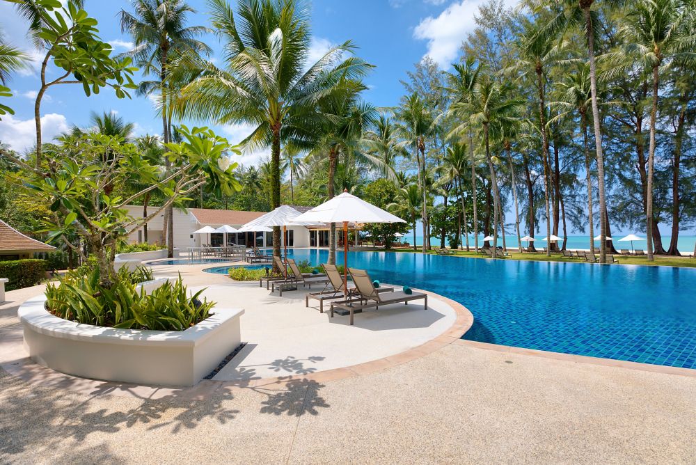 Outrigger Khao Lak Beach Resort (ex. Manathai Khao Lak) 5*