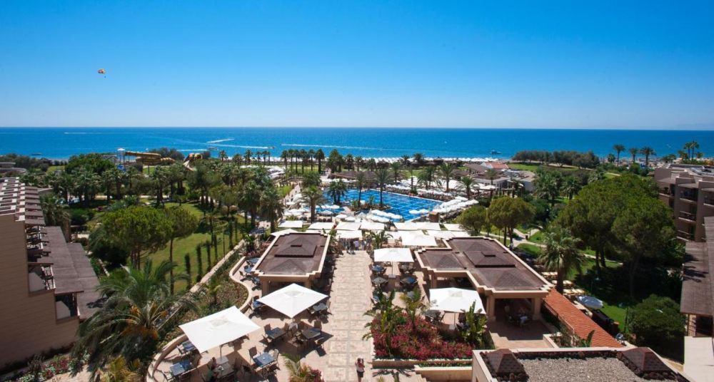 Crystal Tat Beach Golf Resort & Spa 5*