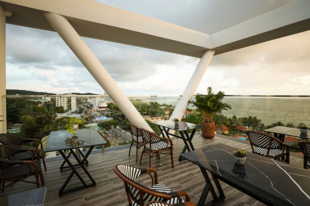 Daystar Hotel Phu Quoc 4*