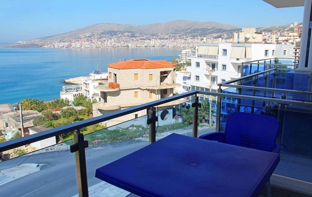 ALER Holiday inn Saranda 4*