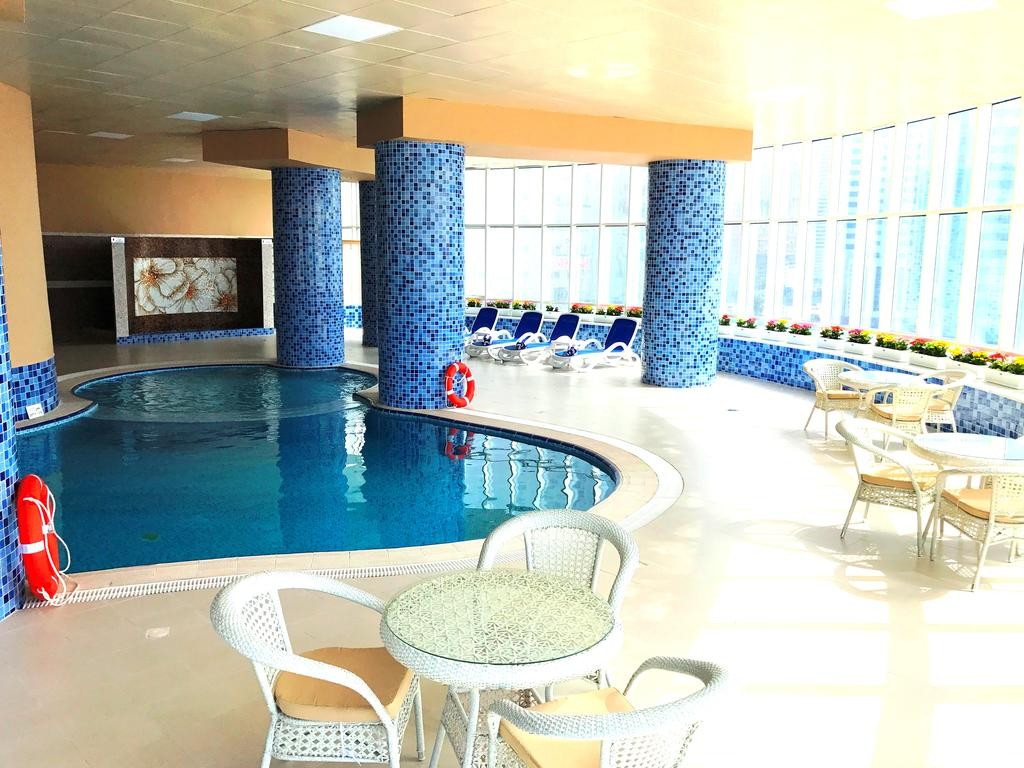 Aryana Hotel 4*