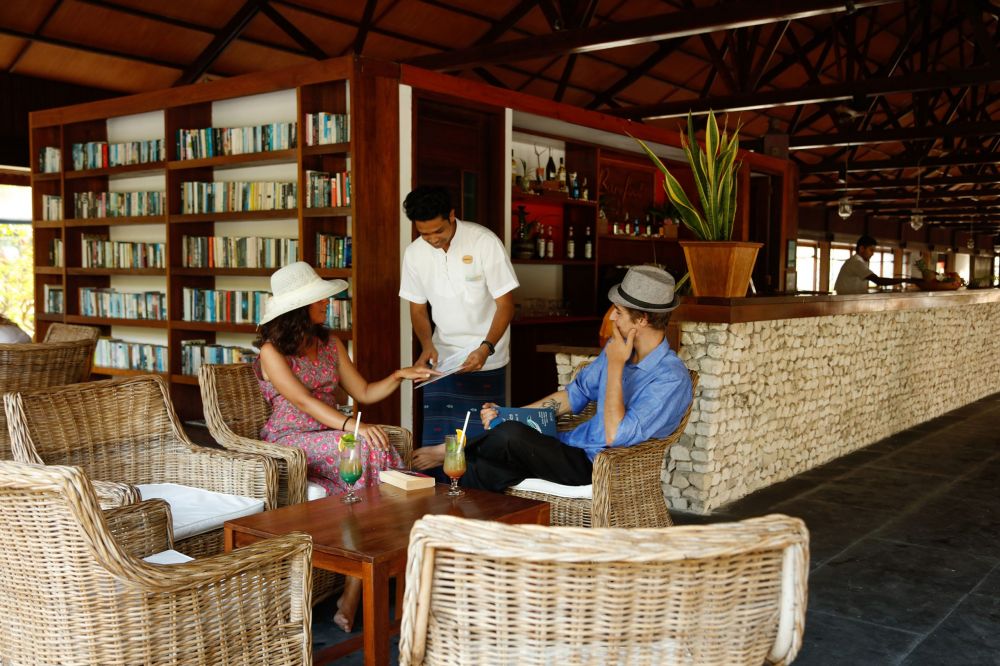 The Barefoot Eco Hotel 