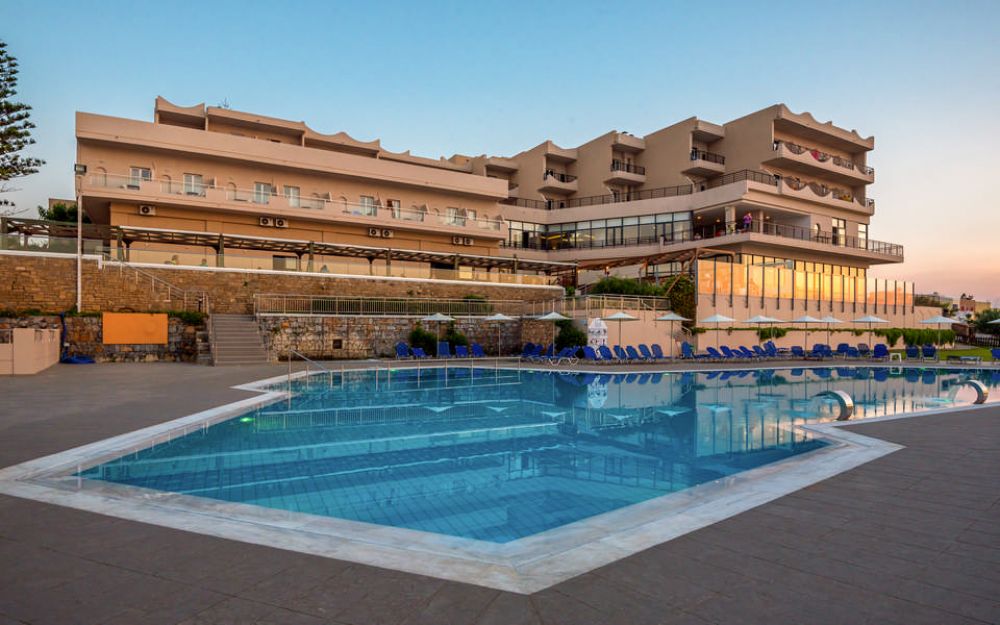 Themis Beach Hotel 4*