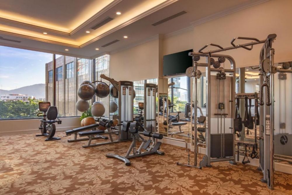 Melia Vinpearl Danang Riverfront 5*