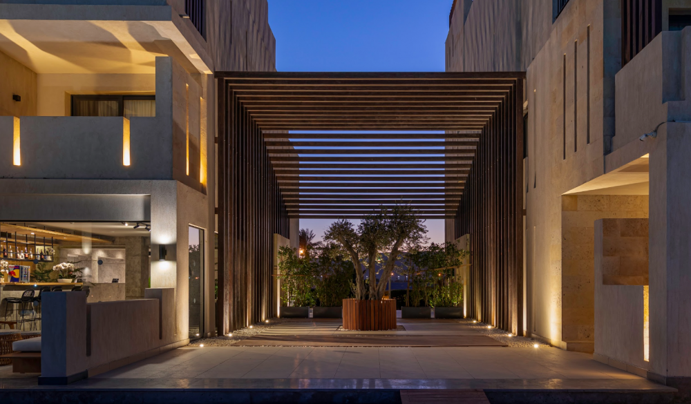 Creek Hotel 4*