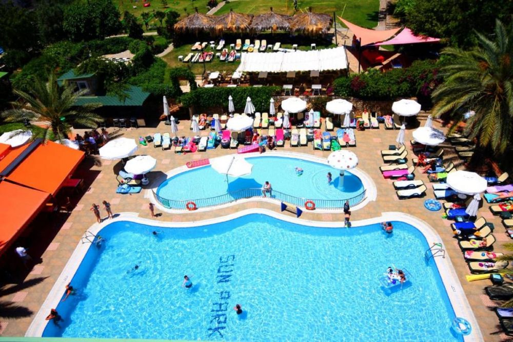 Sunpark Garden Hotel 4*