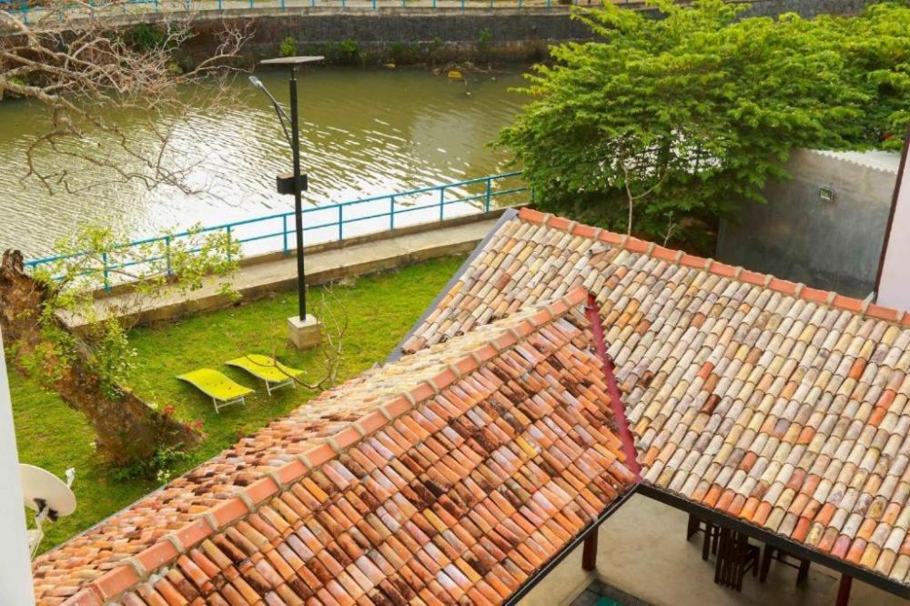Lagoon Bouitique Hotel 4*