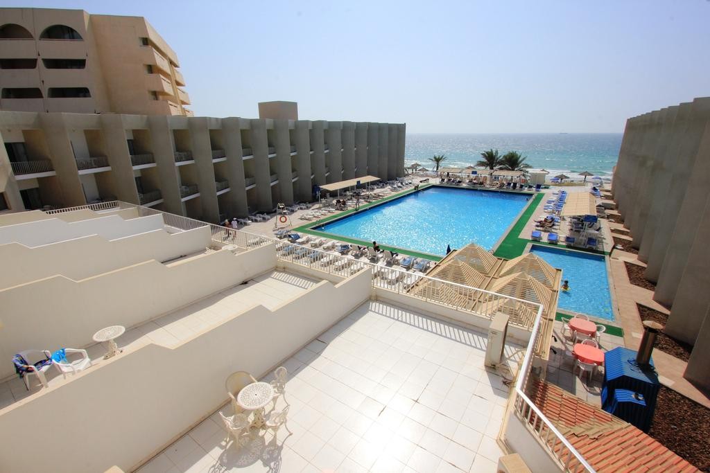 Beach Hotel Sharjah 3*