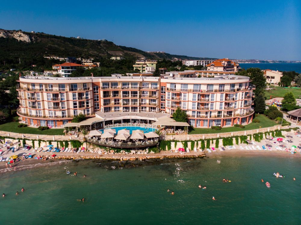 Royal Bay Resort Kavarna 4*