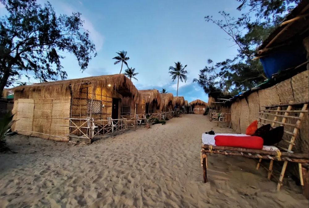 Hadimba Beach Huts 