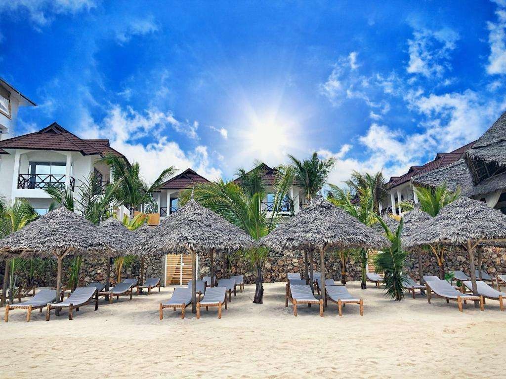 Almasi Beach Resort Kendwa 4*