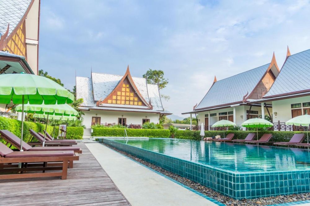 Bhu Tarn Koh Chang Resort & SPA 4*