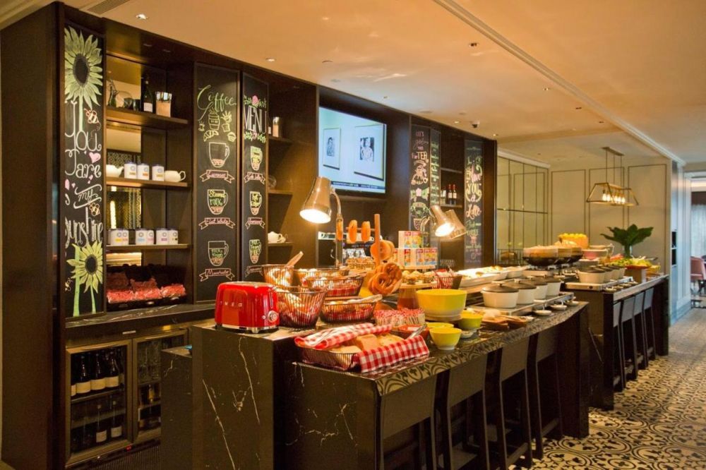 Grand Park City Hall 5*