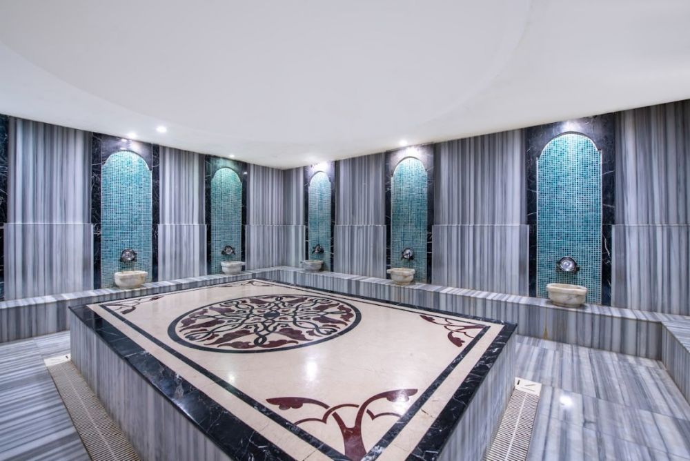 Lake River Side Hotel & SPA 5*