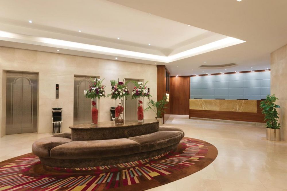 Ramada by Wyndham Abu Dhabi Corniche 4*