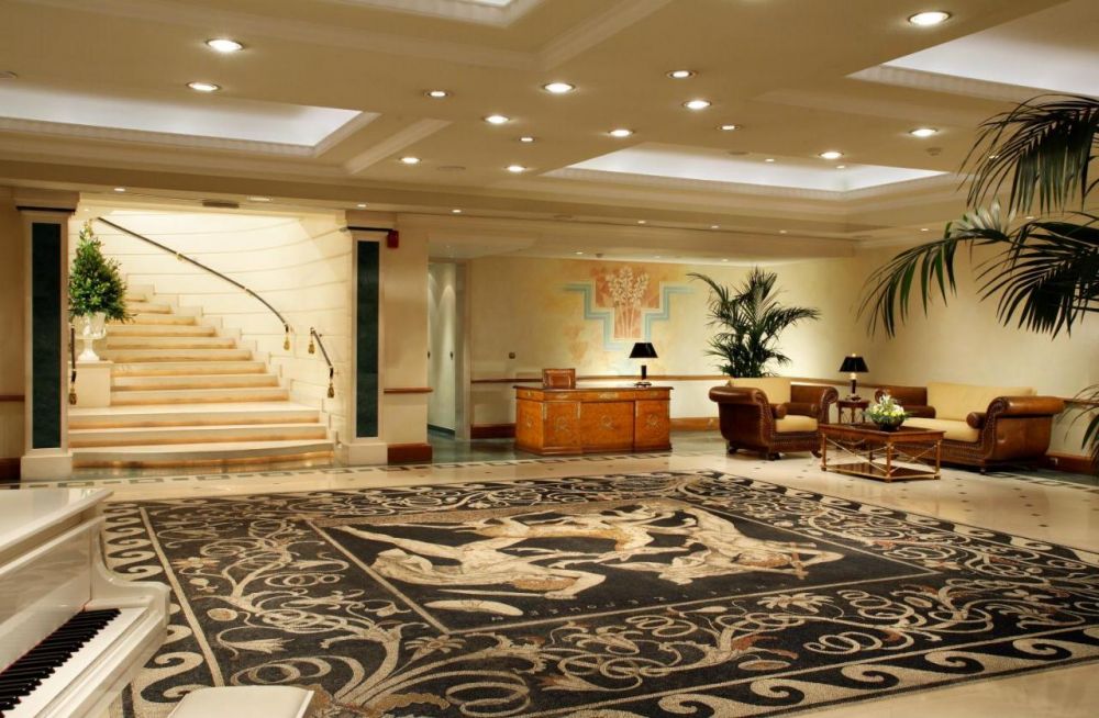 Royal Olympic Hotel 5*