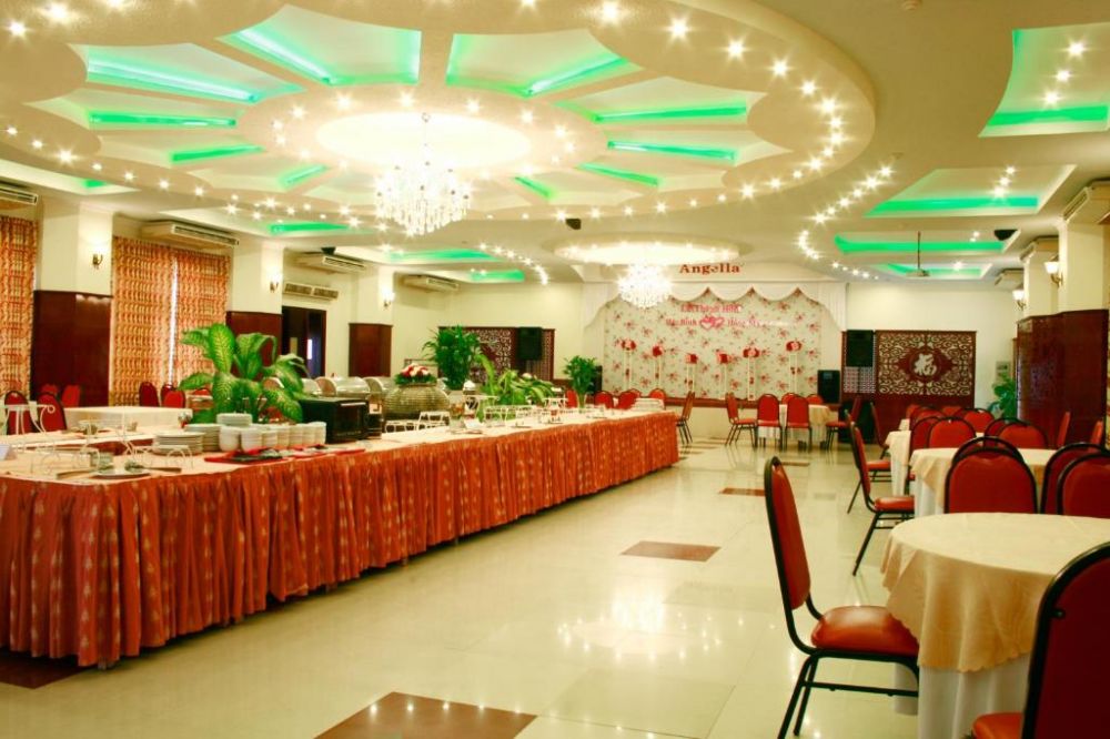 Angella Hotel 3*